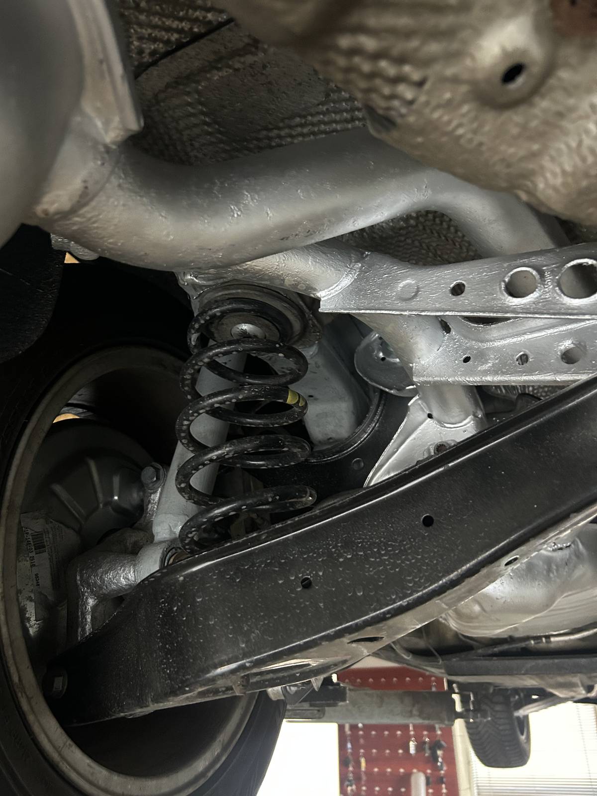Opískovaná ramena nápravy autoservis České Budějovice